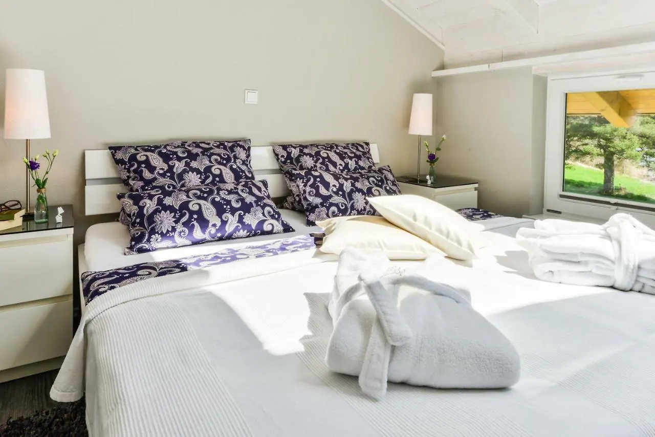 5 Sterne Ferienwohnung Am See Böbing 아파트