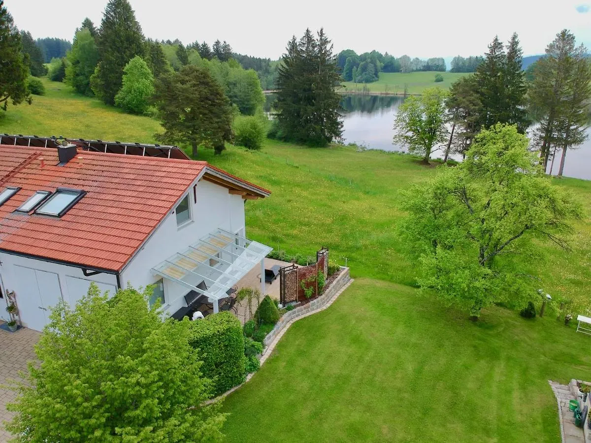 5 Sterne Ferienwohnung Am See Bobing 0*,  Germany