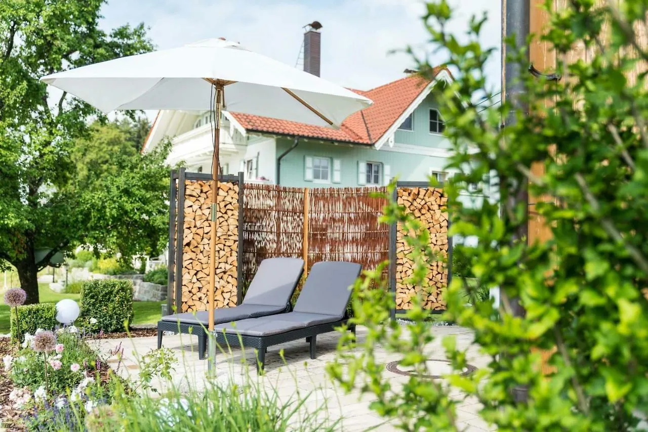 5 Sterne Ferienwohnung Am See Bobing